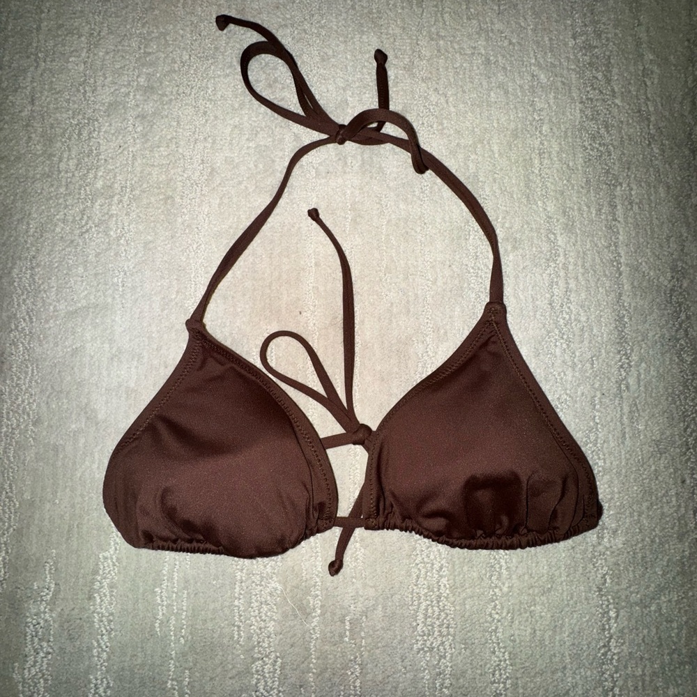 Skims bikini top